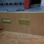 Вентиляционные отверстия под сценой